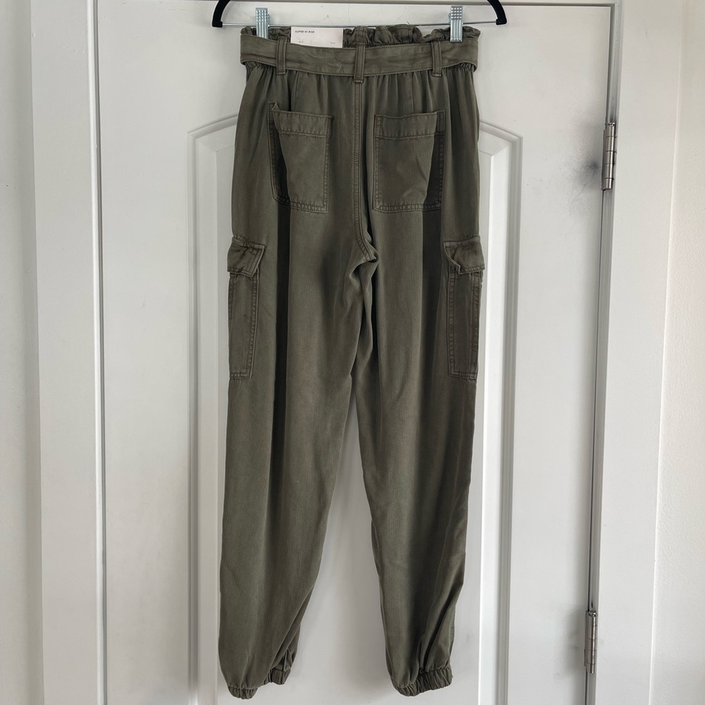 American Eagle Cargo Jogger Olive Green - 4 - Picture 6 of 6